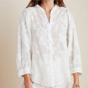 Pilcro and the letterpress ANTHROPOLGIE embroidered lace blouse. Size large